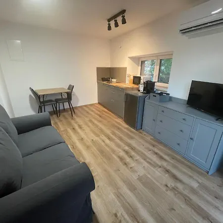 Azimut Hisa Апартаменты Толмин