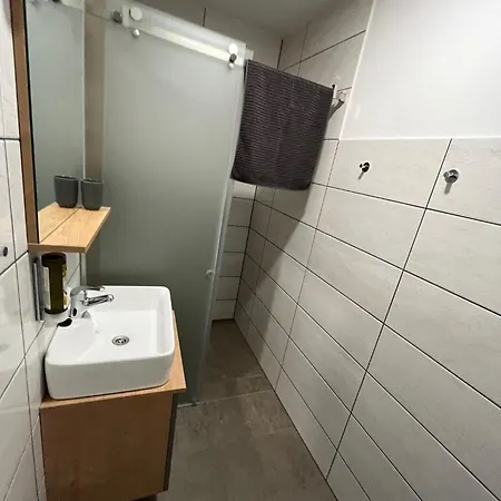 Azimut Hisa * Tolmin