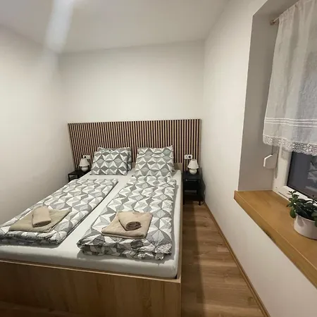 Azimut Hisa Apartment *
