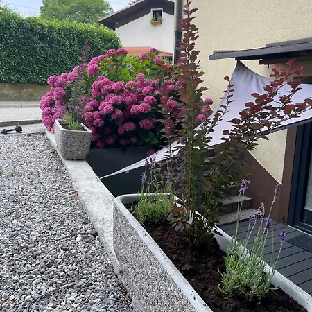 Azimut Hisa Apartmán *