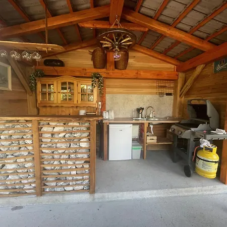 Azimut Hisa Толмин