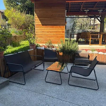 Azimut Hisa Apartman *