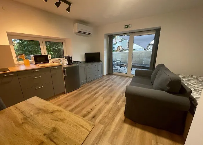 Azimut Hisa * 托尔明