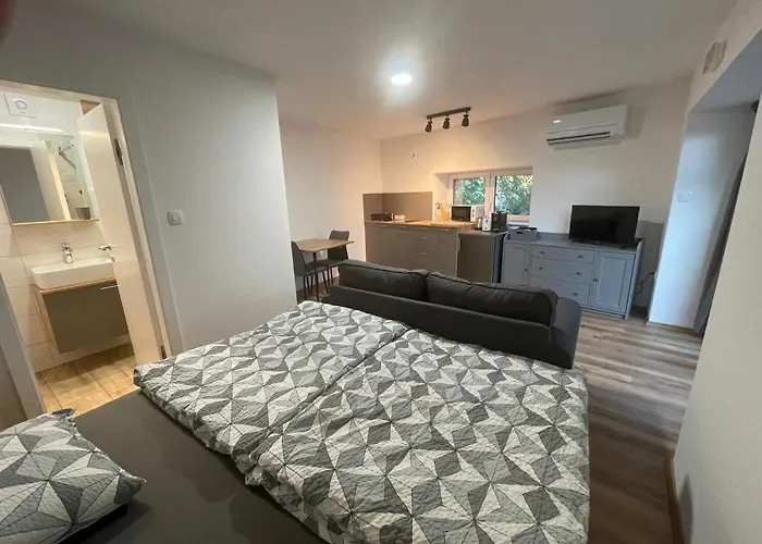 アパート Azimut Hisa *