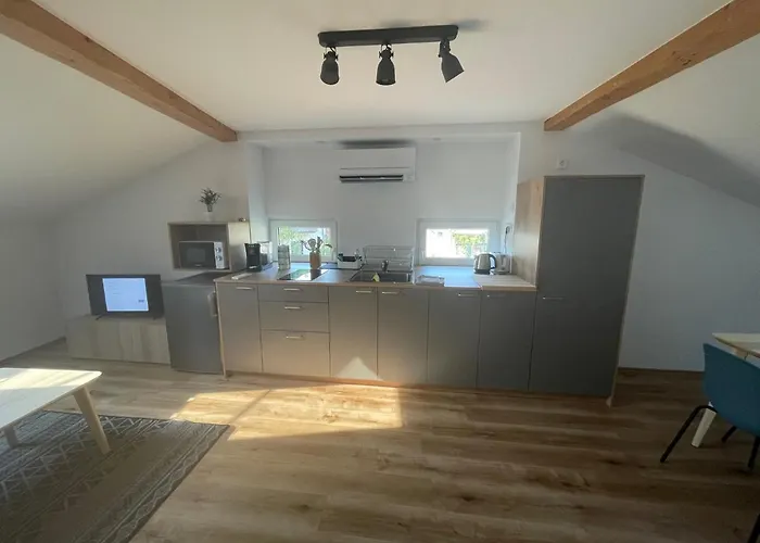 Azimut Hisa * 托尔明