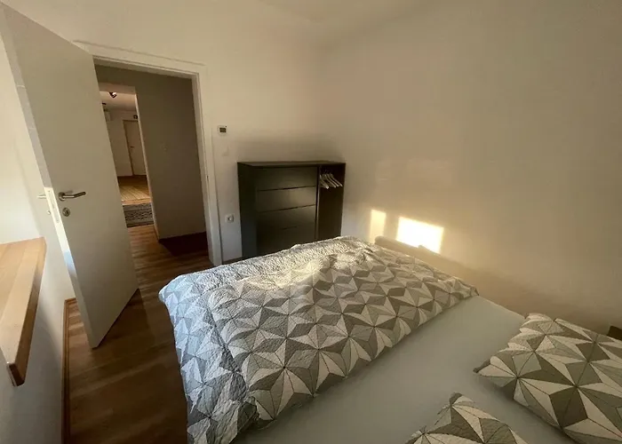 Azimut Hisa トールミン