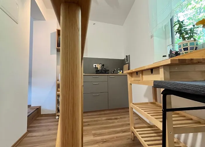 Azimut Hisa トールミン