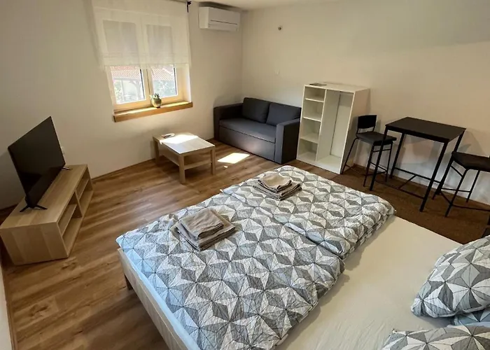 Azimut Hisa トールミン