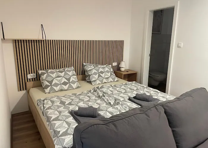 アパート Azimut Hisa *