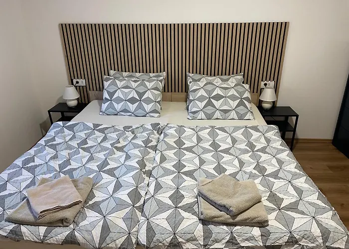 アパート Azimut Hisa *